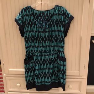 Blue and green gap t shirt dress